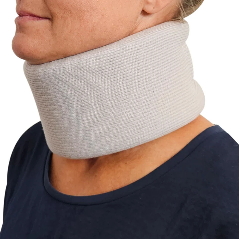 Collier cervical doux - Droit - Organisation de la maison avec des solutions de rangement Organiseur suspendu bébé : la solution pratique pour gagner du rangement  sans meuble en plus - magicmaman