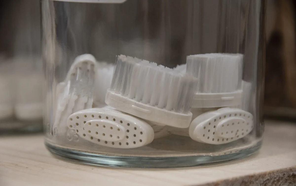 Tête brosse à dents – souple - Vins Rouges Harmonieux pour Chaque Occasion - {'count': 1, 'name': 'Pelle'}