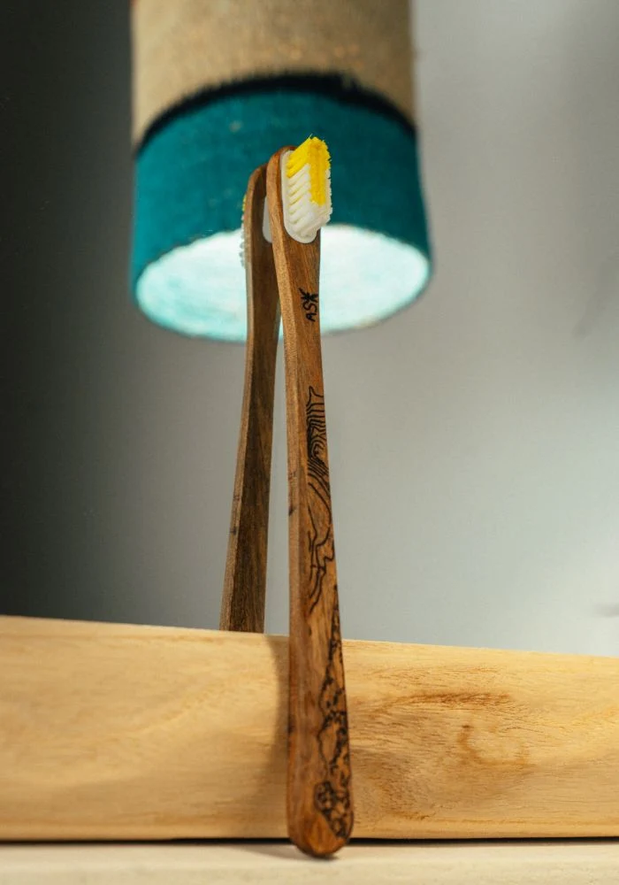 Brosse à dents de l'atelier Saluka fabriquée en Isère - Saldi Straordinari – Offerte Speciali Disponibili Adesso - porte brosse brosse dent atelier